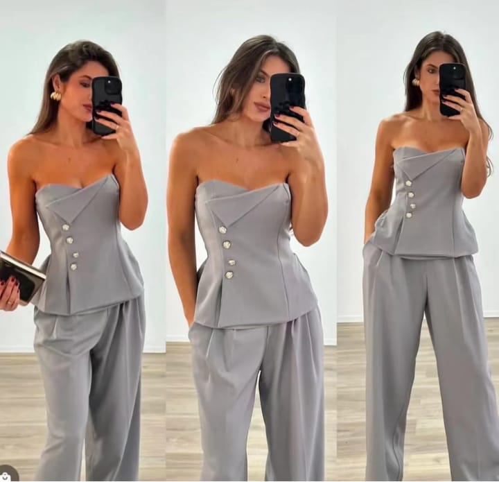 Cordset Paola-Completo top con bottoni dorati e pantalone